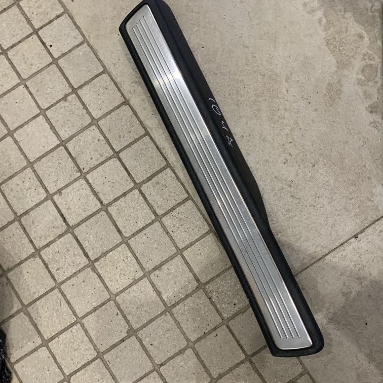 накладка на порог внутренняя Mercedes-Benz S-Класс W222/C217/A217 2014, 3.0 л., OM 642.861, дизель, АКПП, серебристый, седан, A226808335, 226808335