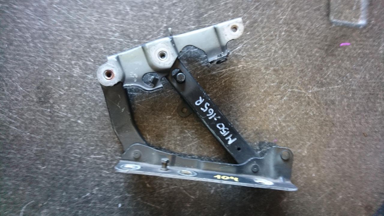 петля капота правая Mercedes-Benz E-Класс W211/S211 2005, 2.1 л., OM 646.961, дизель, АКПП, седан