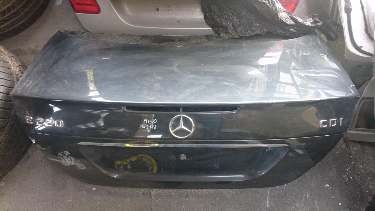 крышка багажника (дверь 3-5) Mercedes-Benz E-Класс W211/S211 2005, 2.1 л., OM 646.961, дизель, АКПП, седан