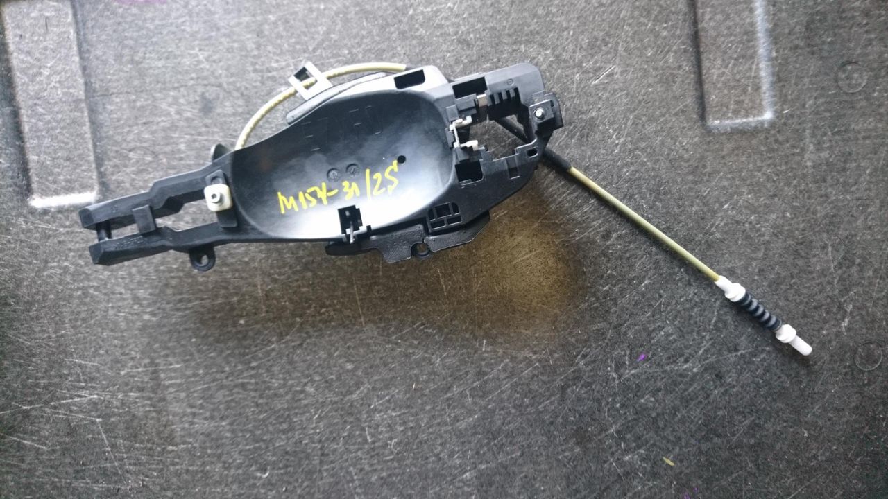 скелет ручки двери задней левой BMW X3 F25 2013, 2.0 л., N47 D20 C, дизель, АКПП, черный, внедорожник 5 дв., 61217331739
