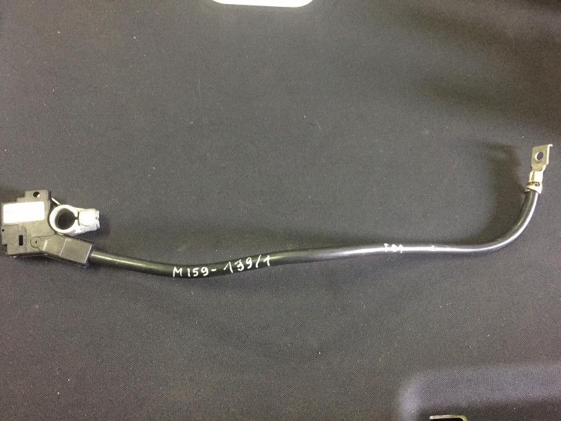 минусовой провод аккумулятора BMW 7 серия F01/F02 2010, 4.4 л., N63 B44 A, бензин, АКПП, черный, седан, 61129234437, 5WK488C8D
