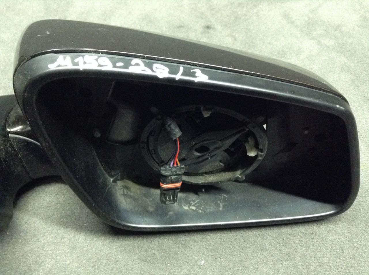 рамка зеркала правого BMW 7 серия F01/F02 2010, 4.4 л., N63 B44 A, бензин, АКПП, черный, седан