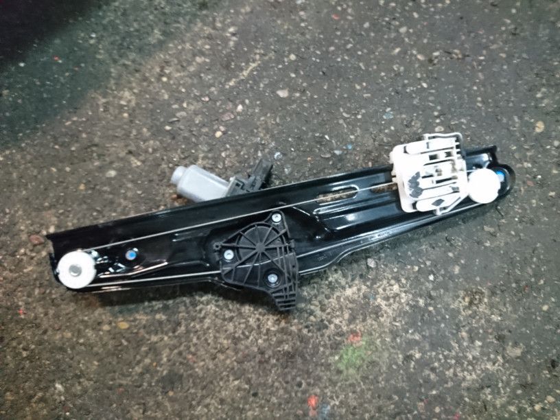 стеклоподъемник задний правый BMW X3 F25 2013, 2.0 л., N47 D20 C, дизель, АКПП, белый, внедорожник 5 дв., 7322748, 7355640