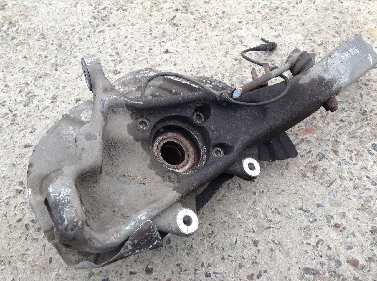кулак поворотный правый BMW X5 E70 2007, 3.0 л., M57 D30 (306D3), дизель, АКПП, внедорожник 5 дв., 6773784
