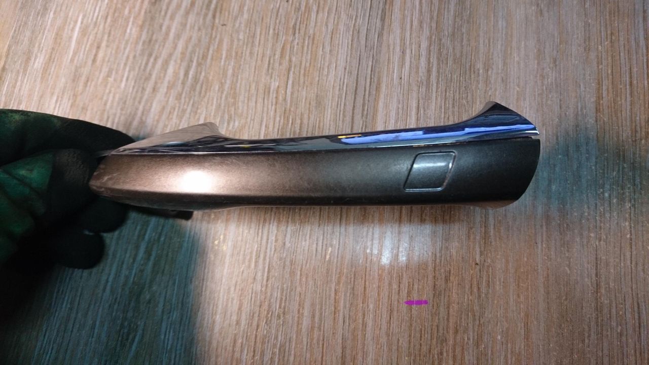 ручка наружная задняя левая Mercedes-Benz GL-Класс X166 2013, 3.0 л., OM 642.826, дизель, АКПП, коричневый, внедорожник 5 дв.