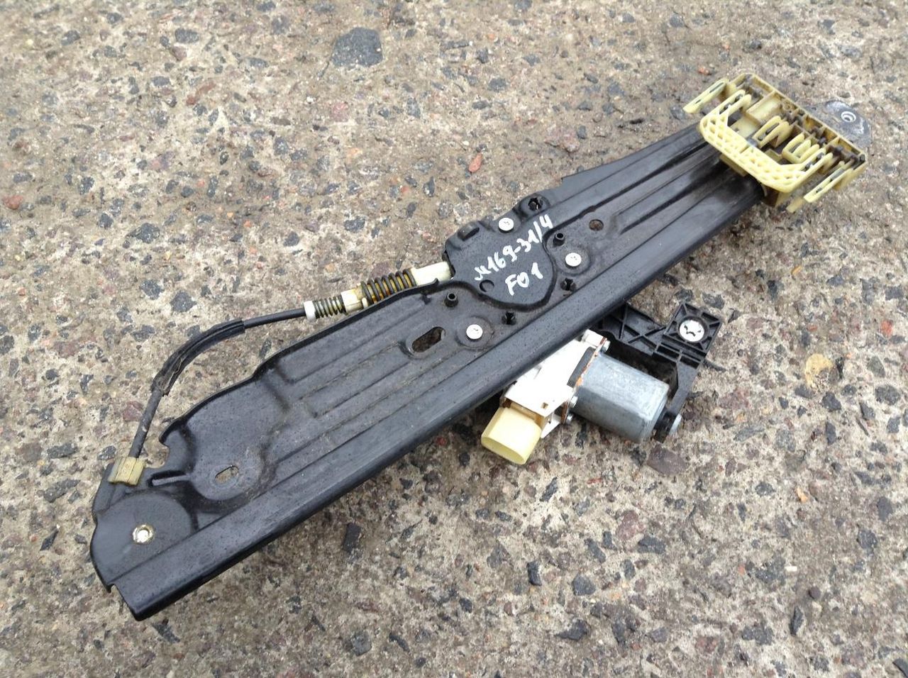 стеклоподъемник задний левый BMW 7 серия F01/F02 2009, 3.0 л., N54 B30 A, бензин, АКПП, седан, 7182095