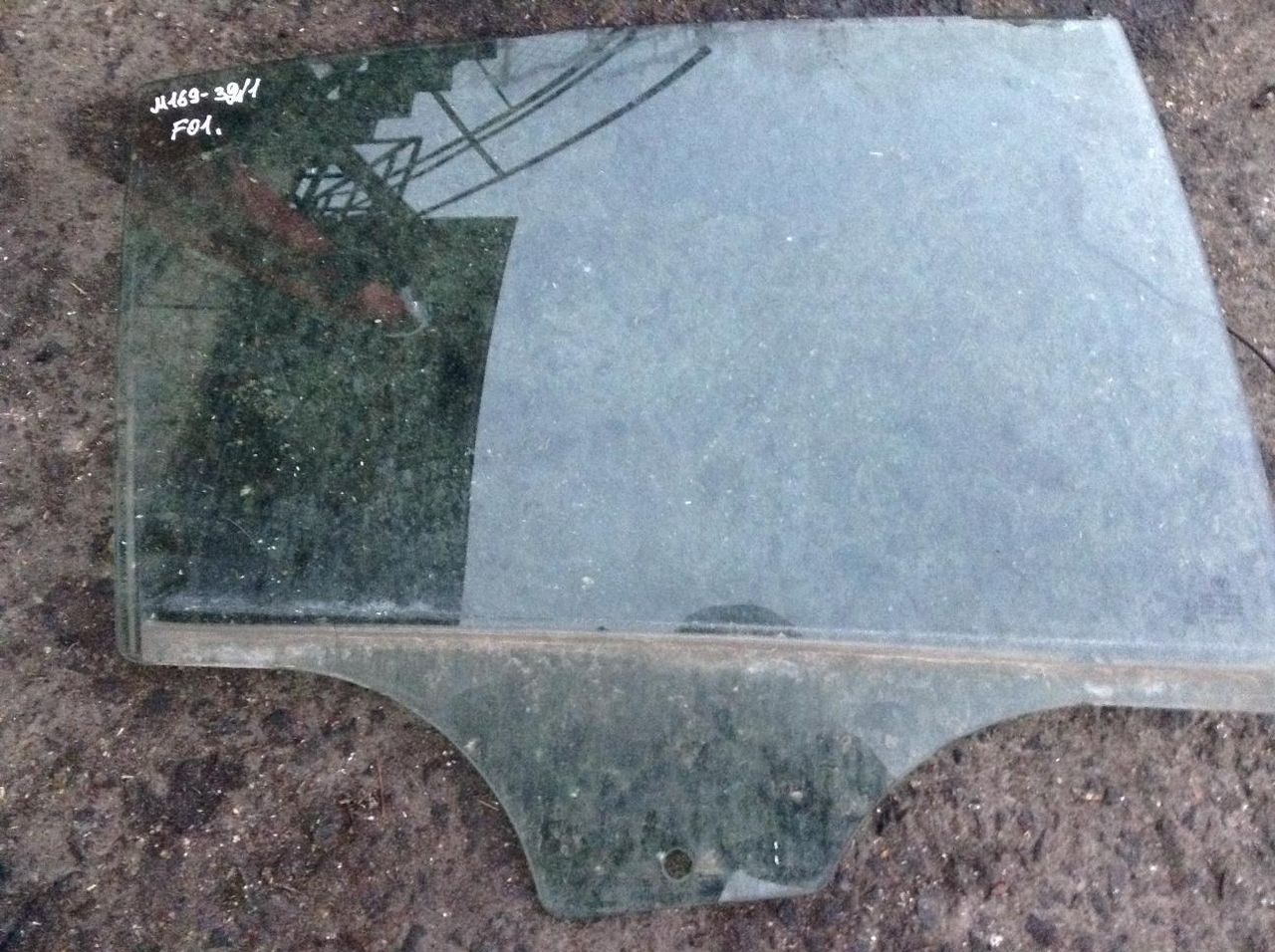 стекло двери задней правой BMW 7 серия F01/F02 2009, 3.0 л., N54 B30 A, бензин, АКПП, седан