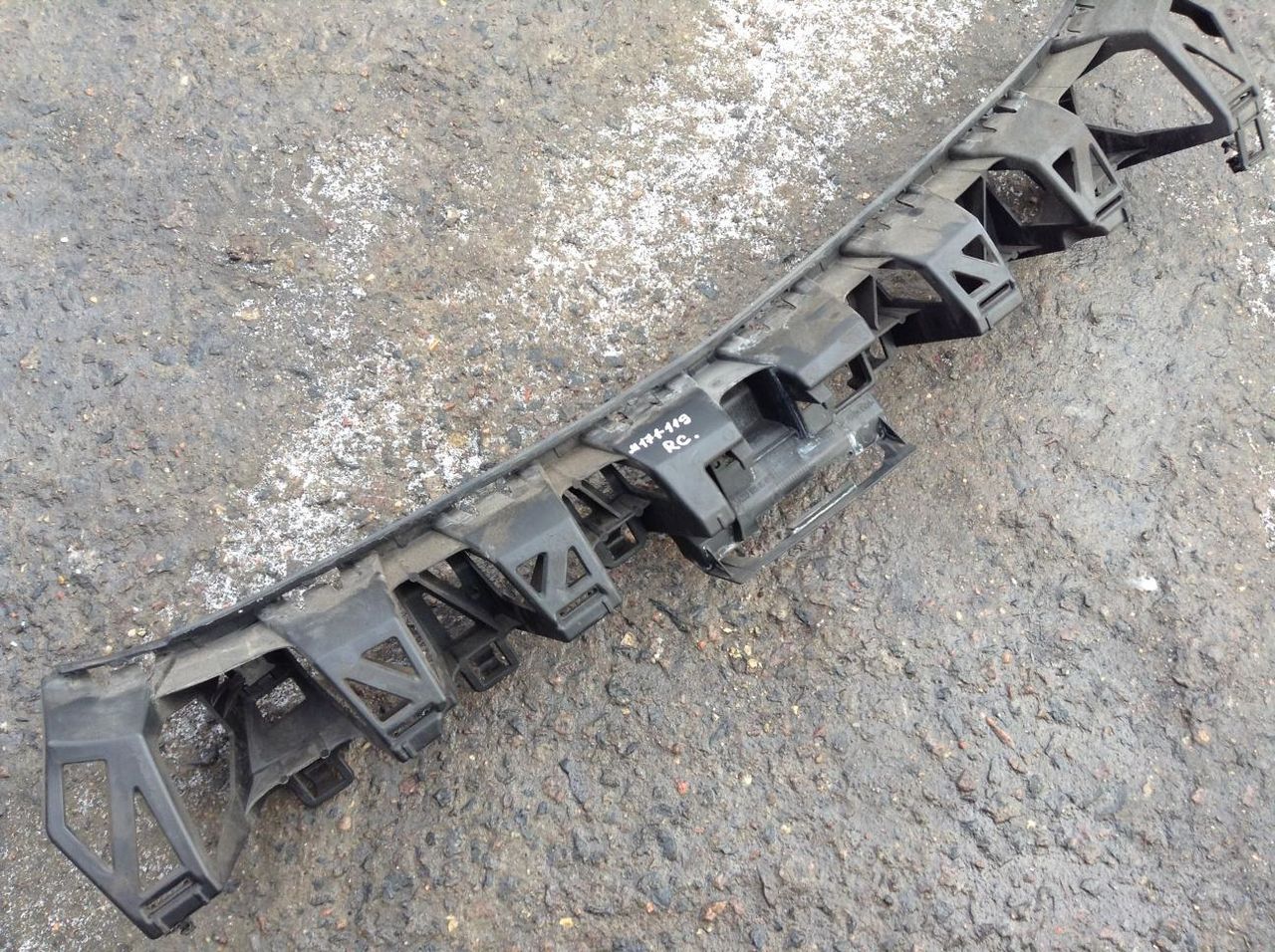 крепление бампера Mercedes-Benz S-Класс W222/C217/A217 2015, 3.0 л., OM 642.861, дизель, АКПП, седан, A2228850565