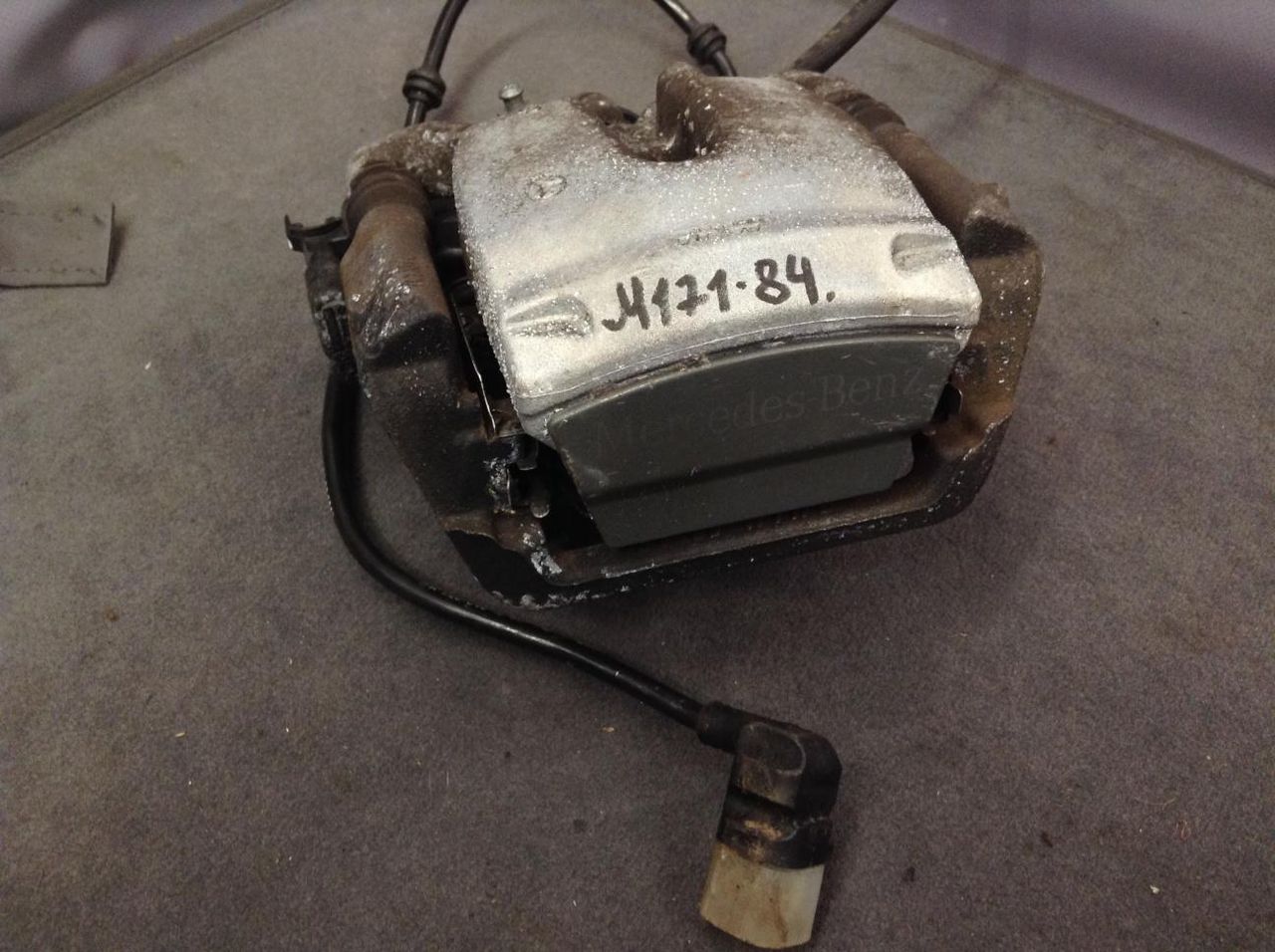суппорт задний правый Mercedes-Benz S-Класс W222/C217/A217 2015, 3.0 л., OM 642.861, дизель, АКПП, седан