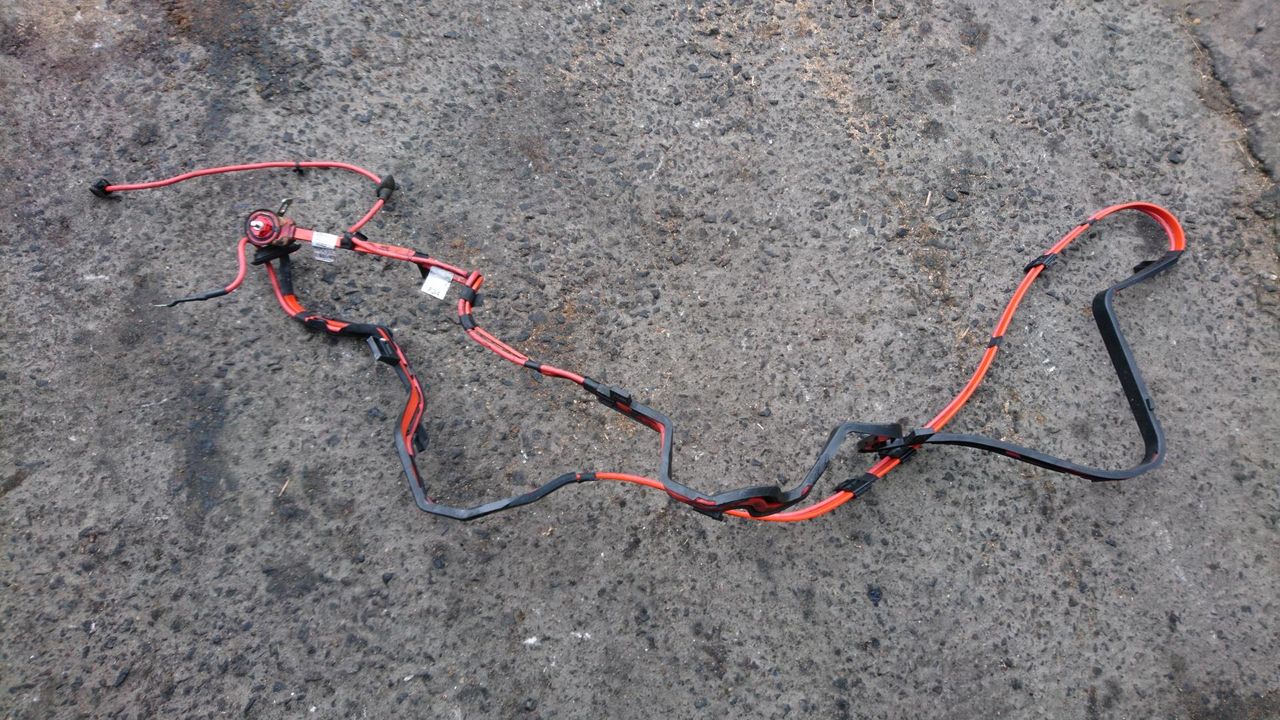 плюсовой провод аккумулятора BMW 3 серия F30/F31/F34 2013, 2.0 л., N47 D20 C, дизель, АКПП, хетчбэк 5 дв., правый руль, 9316578