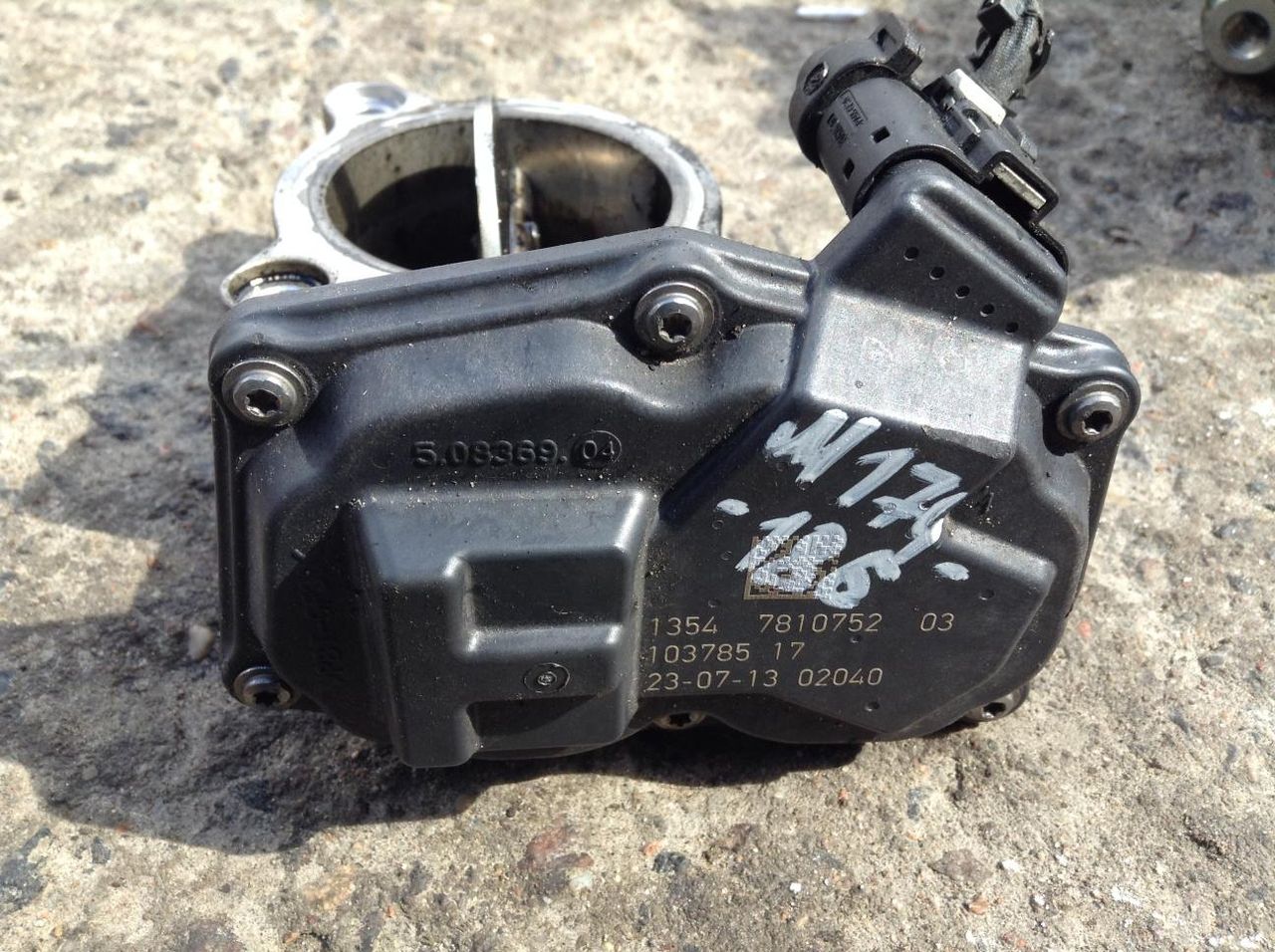 заслонка дроссельная BMW 3 серия F30/F31/F34 2013, 2.0 л., N47 D20 C, дизель, АКПП, хетчбэк 5 дв., правый руль, 7810752