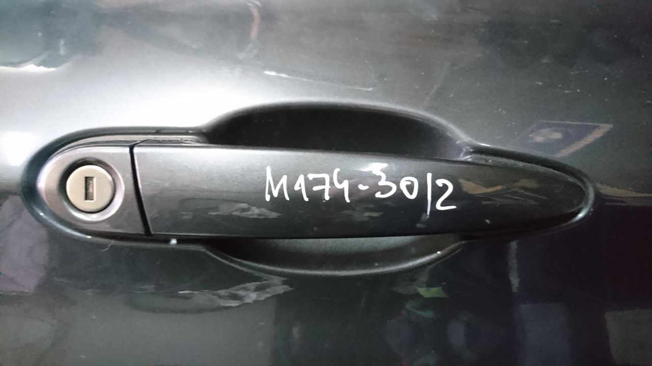 ручка наружная BMW 3 серия F30/F31/F34 2013, 2.0 л., N47 D20 C, дизель, АКПП, хетчбэк 5 дв., правый руль