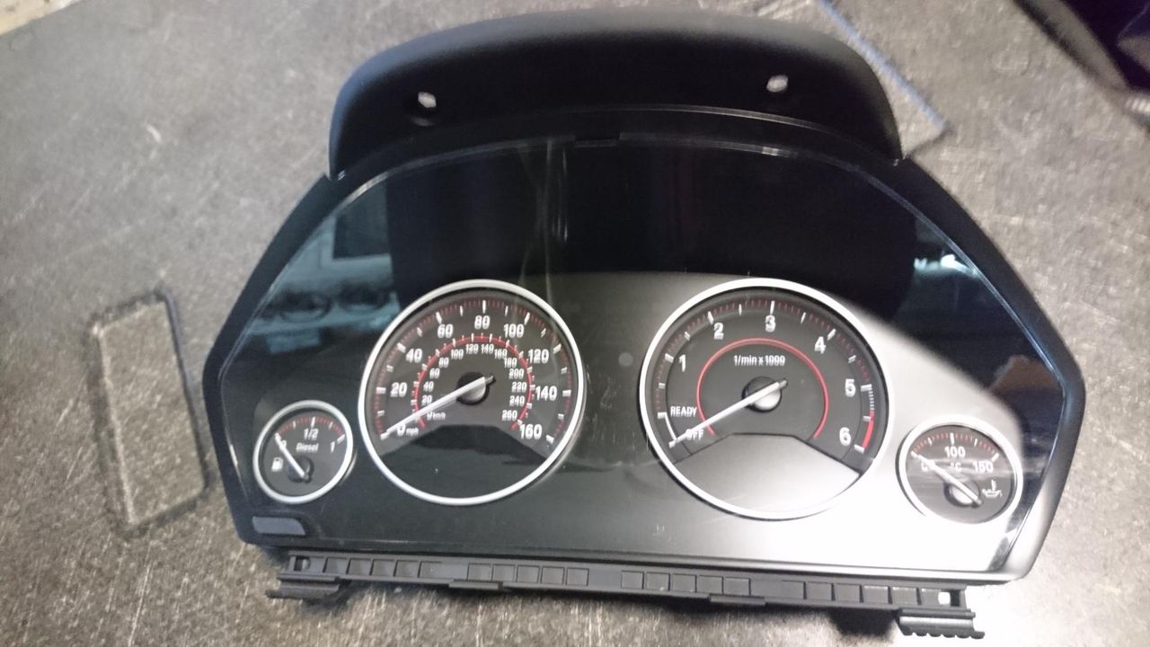 щиток приборов (приборная панель) BMW 3 серия F30/F31/F34 2013, 2.0 л., N47 D20 C, дизель, АКПП, хетчбэк 5 дв., правый руль, 9232895