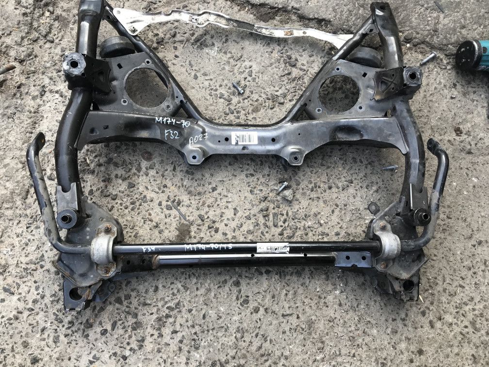 стабилизатор подвески передний BMW 3 серия F30/F31/F34 2013, 2.0 л., N47 D20 C, дизель, АКПП, хетчбэк 5 дв., правый руль, 6792113