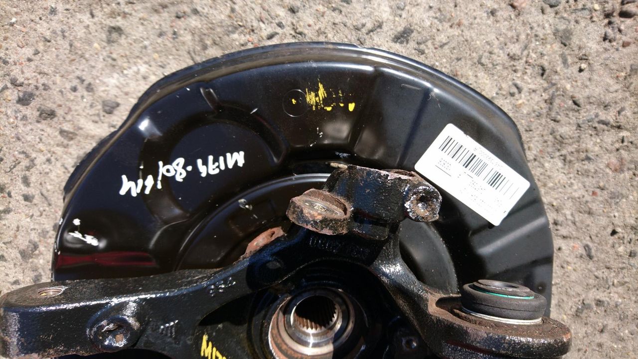 защитный кожух тормозного механизма BMW 3 серия F30/F31/F34 2013, 2.0 л., N47 D20 C, дизель, АКПП, хетчбэк 5 дв., правый руль