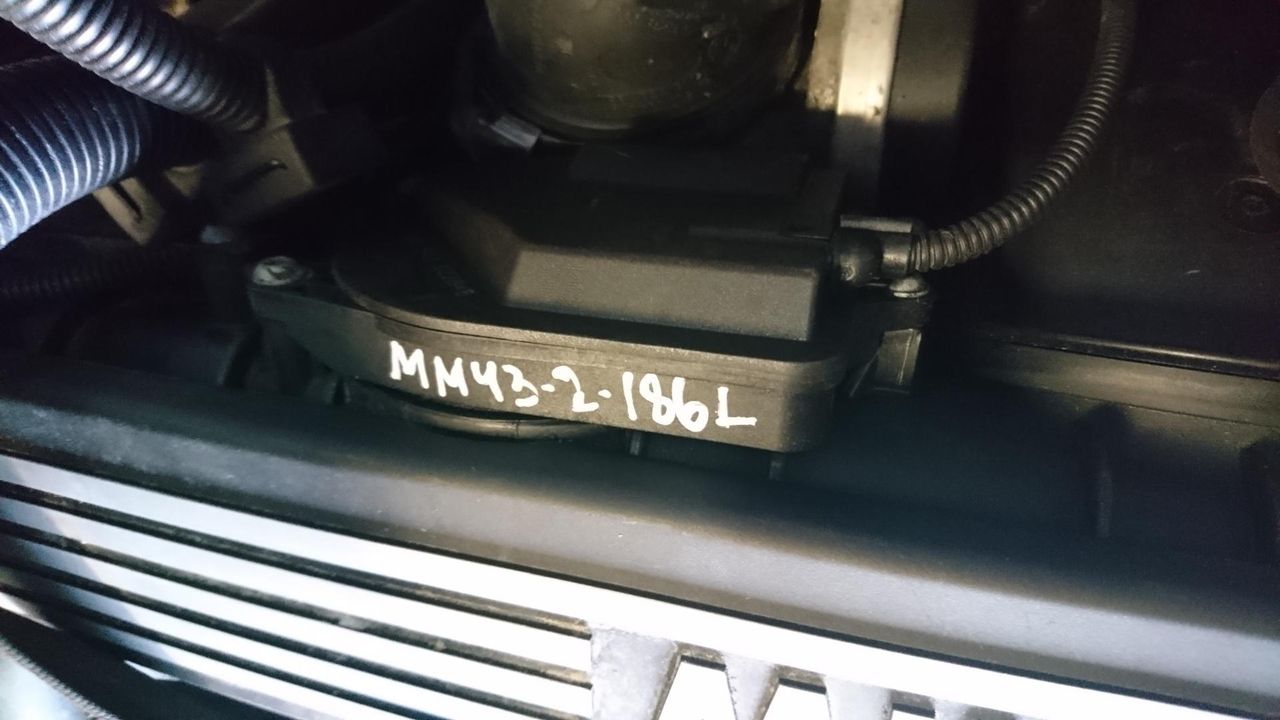 заслонка дроссельная BMW 3 серия E90/E91/E92/E93 2005, 2.5 л., N52 B25 A, бензин, АКПП, седан, 7560537