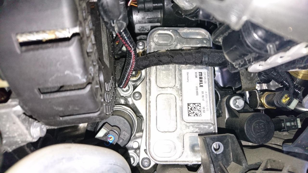теплообменник масляного фильтра Mercedes-Benz E-Класс W213/S213/C238/A238 2017, 2.0 л., OM 654.920, дизель, АКПП, седан, A6541800265