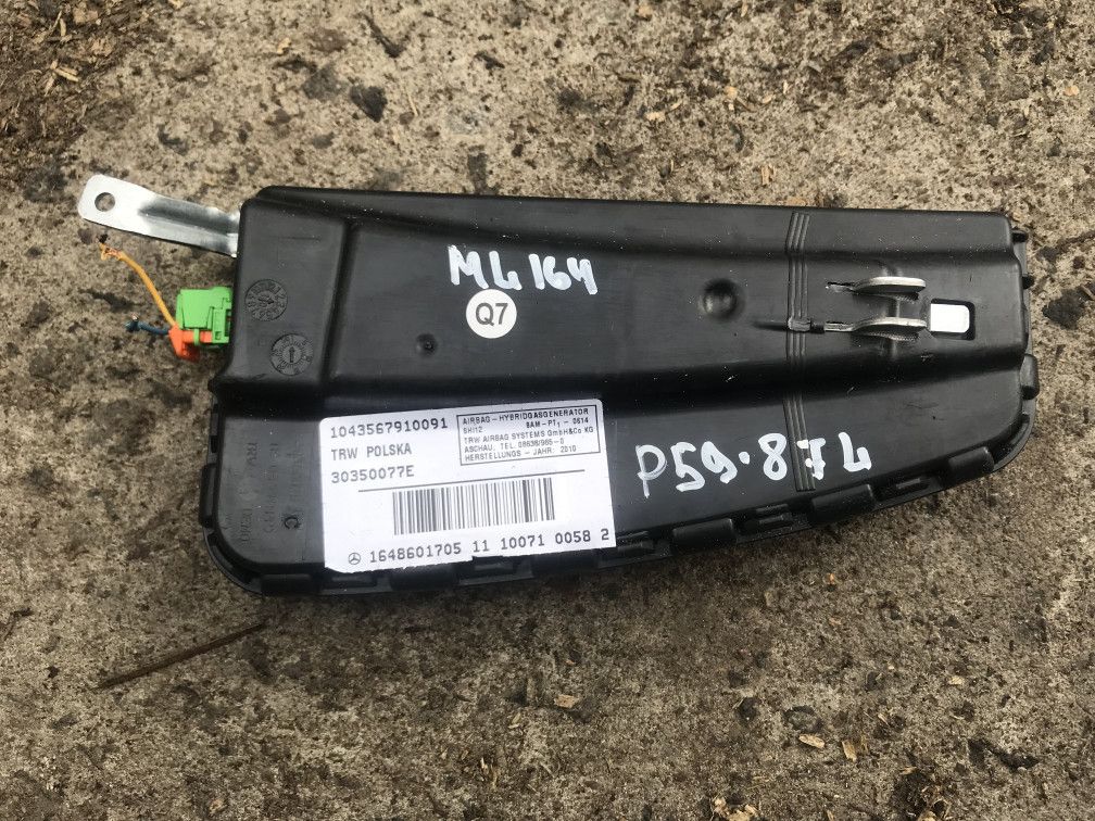 подушка безопасности сиденья Mercedes-Benz M-Класс W164 [рестайлинг] 2010, 3.5 л., M 272.967, бензин, АКПП, внедорожник 5 дв., 1648601705