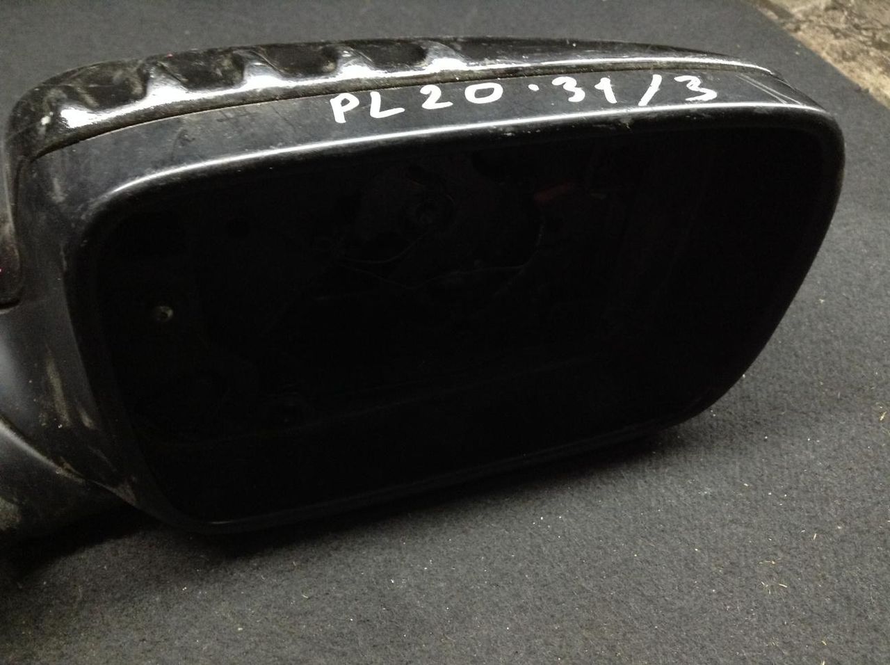 рамка зеркала левого BMW 7 серия E65/E66/E67 2003, 4.4 л., АКПП, седан, 3324402