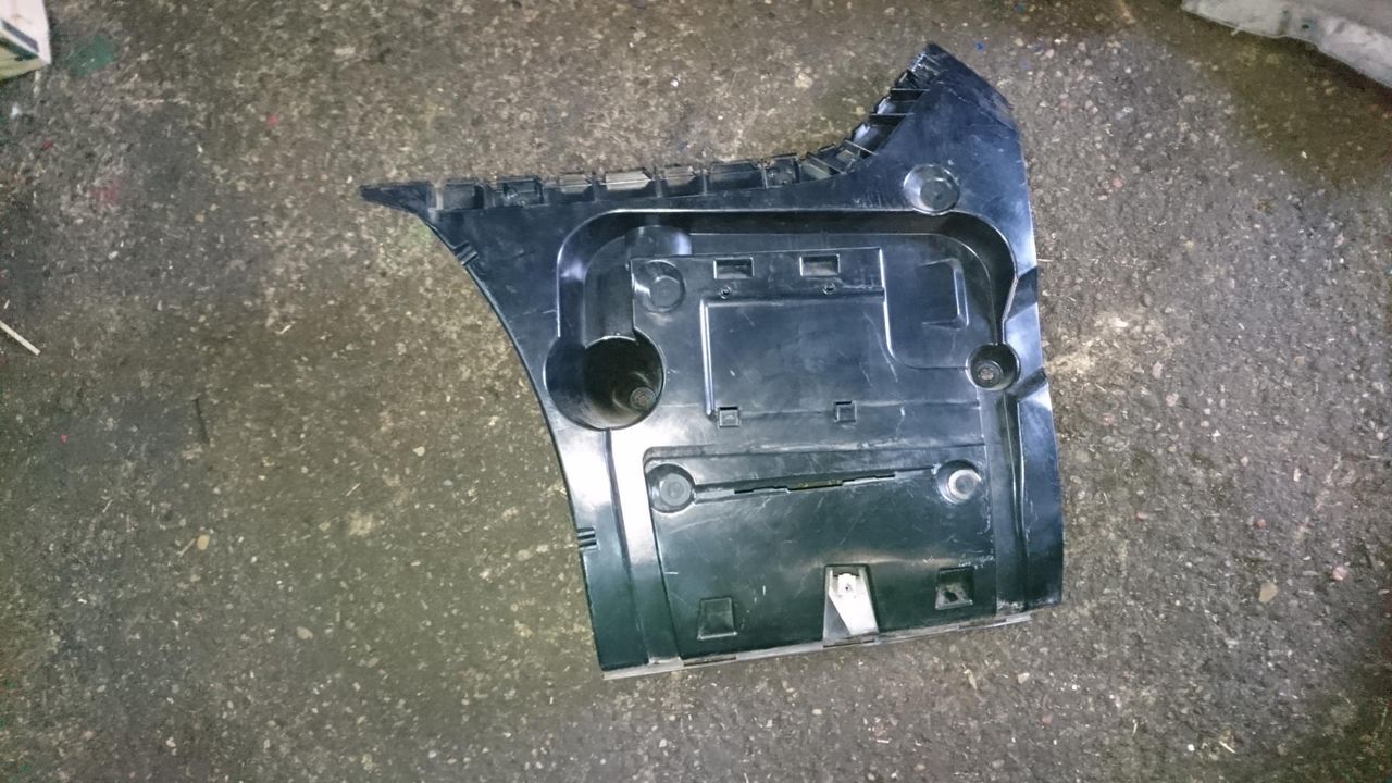 Крепление бампера переднего BMW 7 серия F01/F02 2010, 4.4 л., N63 B44 A, бензин, АКПП, седан, 51127183885
