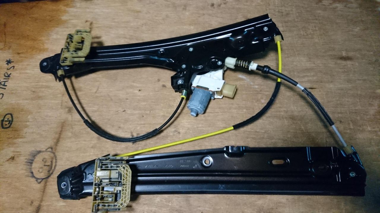 стеклоподъемник передний правый BMW 7 серия F01/F02 2010, 4.4 л., N63 B44 A, бензин, АКПП, седан, 7182086