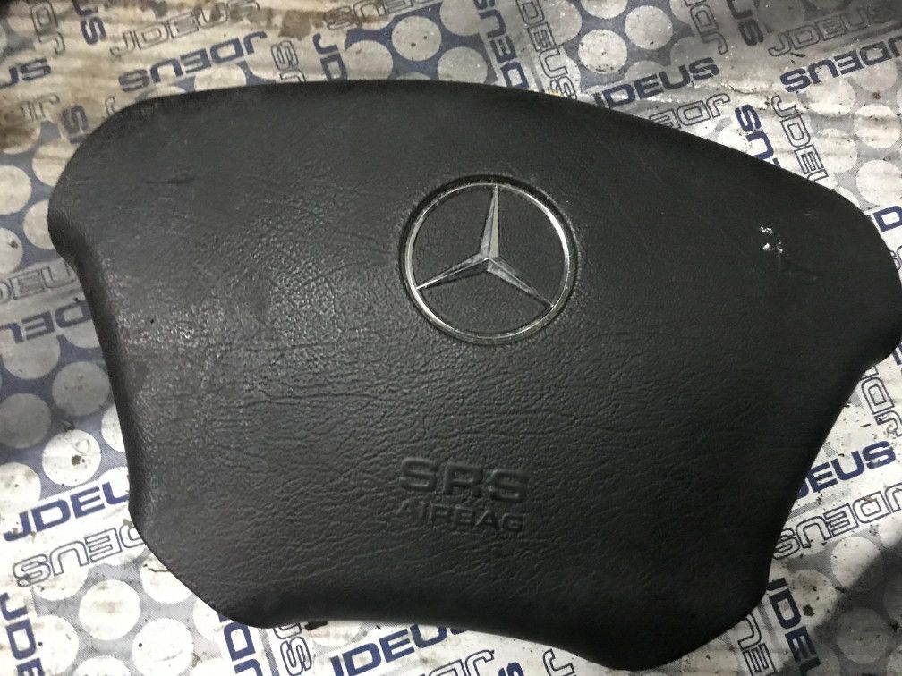 подушка безопасности водителя Mercedes-Benz M-Класс W163 [рестайлинг] 2002, 3.2 л., M 112.942, бензин, АКПП, внедорожник 5 дв., A1634600198