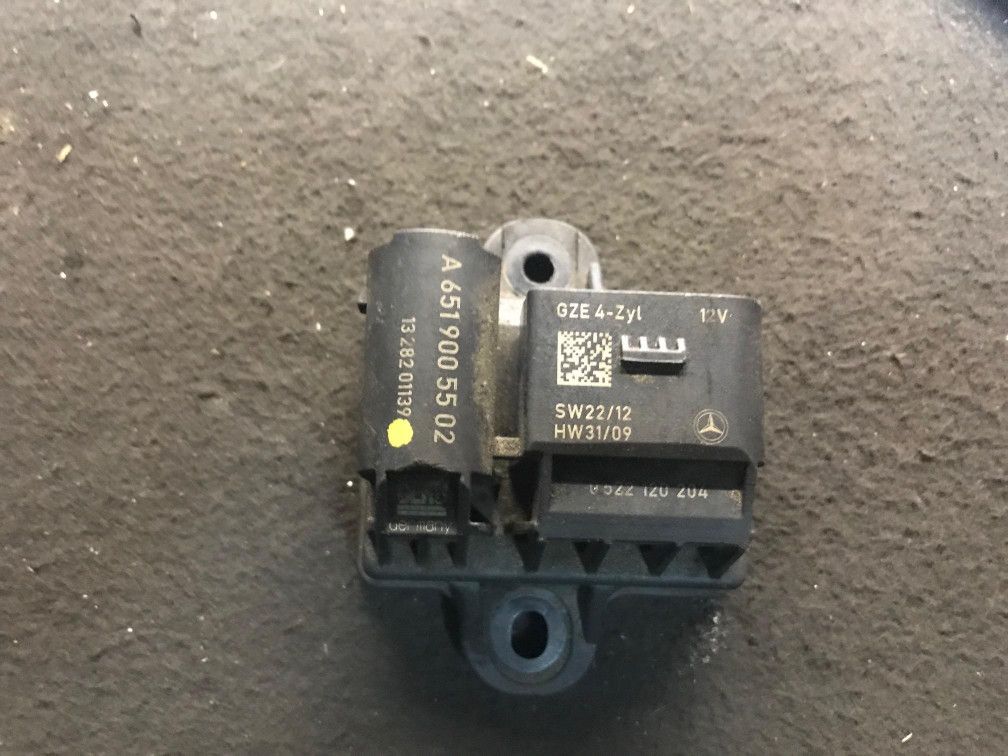 реле накала свечей Mercedes-Benz E-Класс W212/S212/C207/A207 2012, 2.1 л., OM 651.925, дизель, АКПП, седан, A6519005502