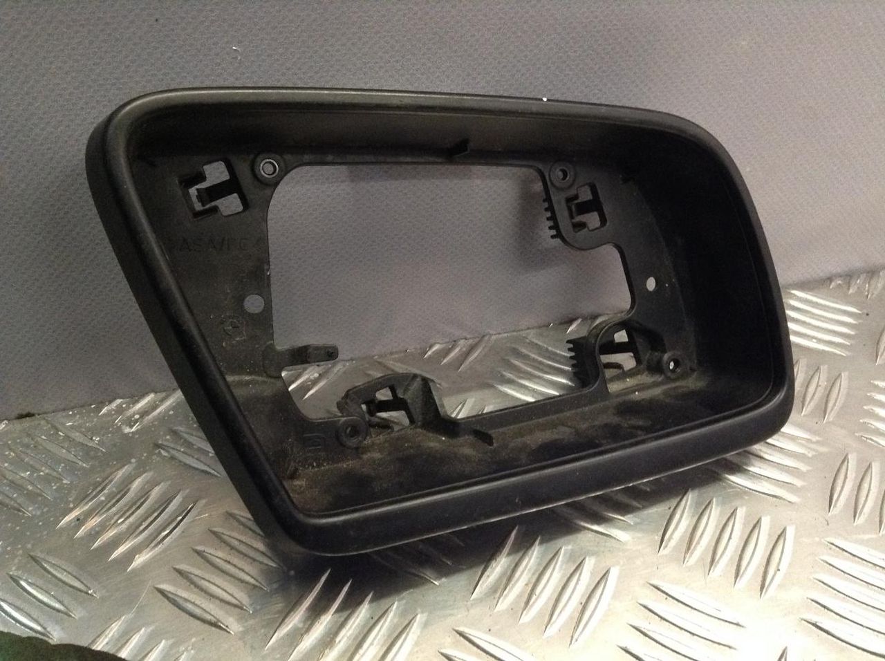 рамка зеркала правого BMW 5 серия E60/E61 2006, 2.2 л., M54 B22 (226S1), бензин, АКПП, седан, 7189606