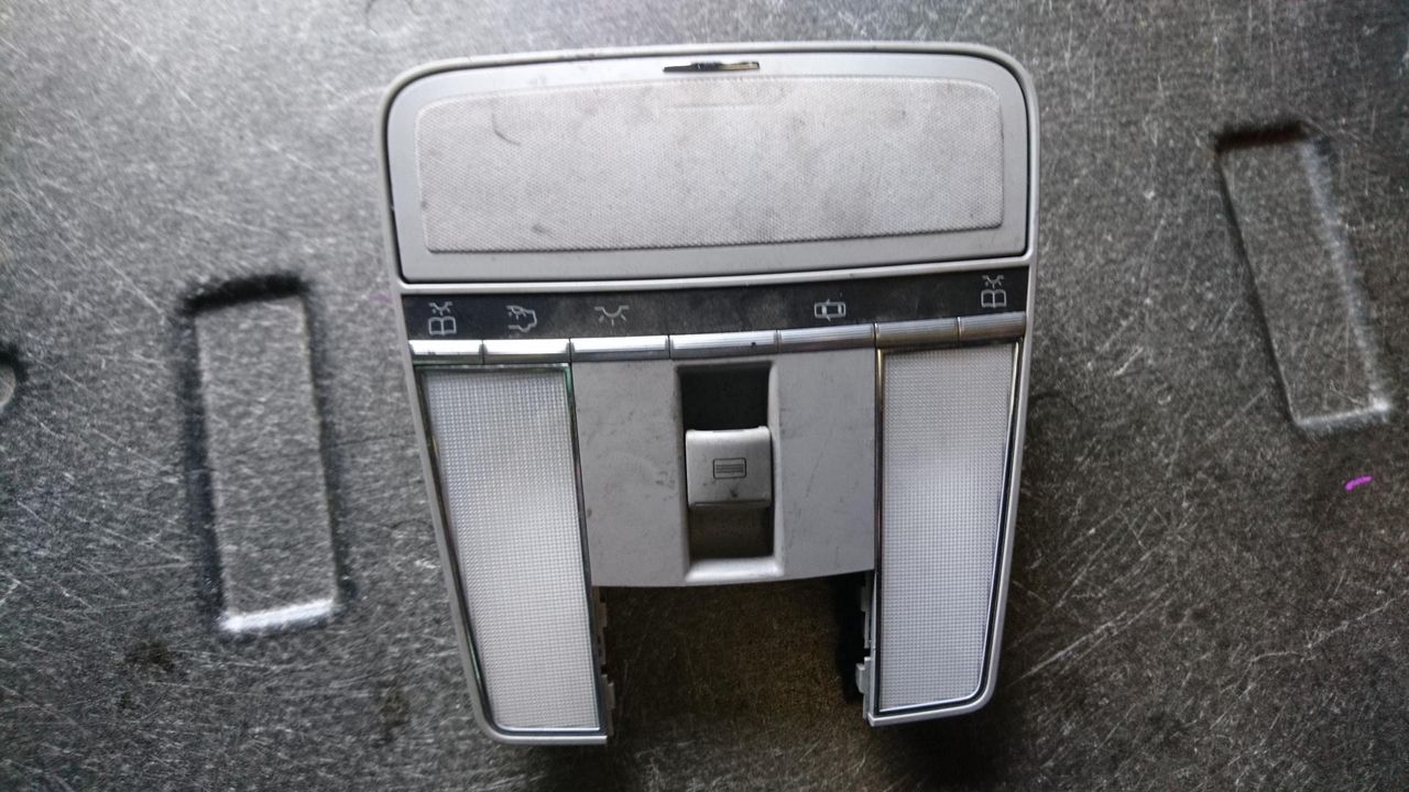 фонарь салона (плафон) Mercedes-Benz CL-Класс C216 2007, 5.5 л., M 273.961, бензин, АКПП, купе, A2168705526
