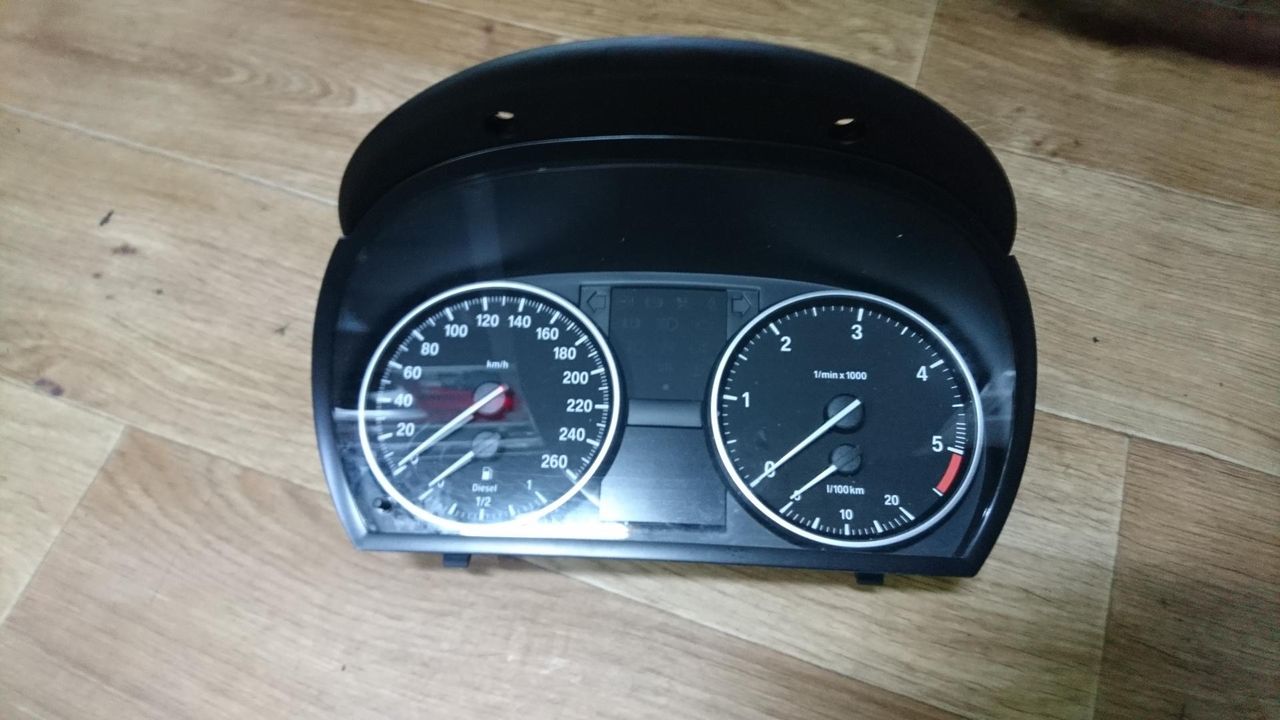щиток приборов (приборная панель) BMW X1 E84 2010, 2.0 л., N47 D20 C, дизель, АКПП, универсал, 9187344