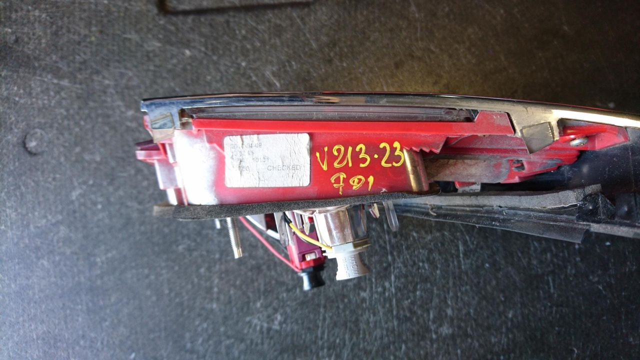 фонарь крышки багажника левый BMW 7 серия F01/F02 2010, 4.4 л., N63 B44 A, бензин, АКПП, седан, 7182205