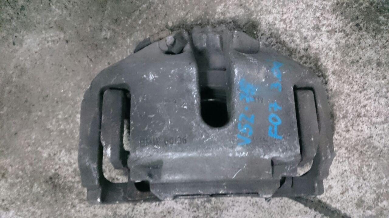 суппорт передний левый BMW 5 серия F07/F10/F11 2010, 3.0 л., N57 D30 A, дизель, АКПП, хетчбэк 5 дв., 6786817
