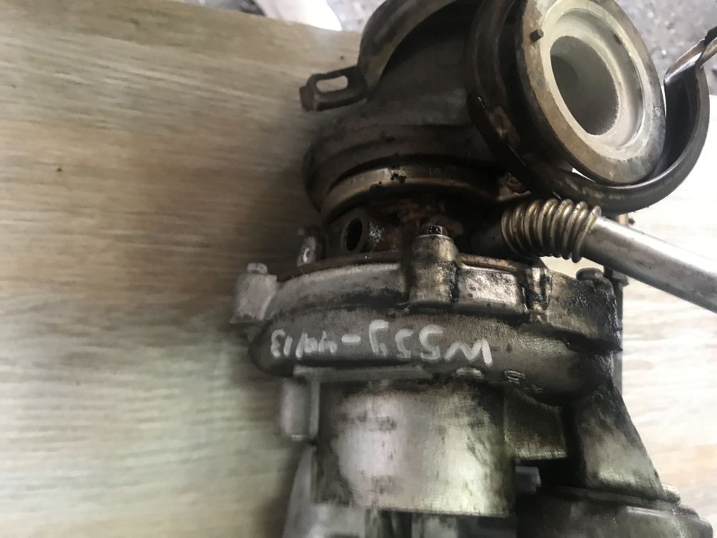верхняя (малая) турбина BMW 7 серия F01/F02 2009, 4.4 л., N63 B44 A, бензин, АКПП, седан, 4571543