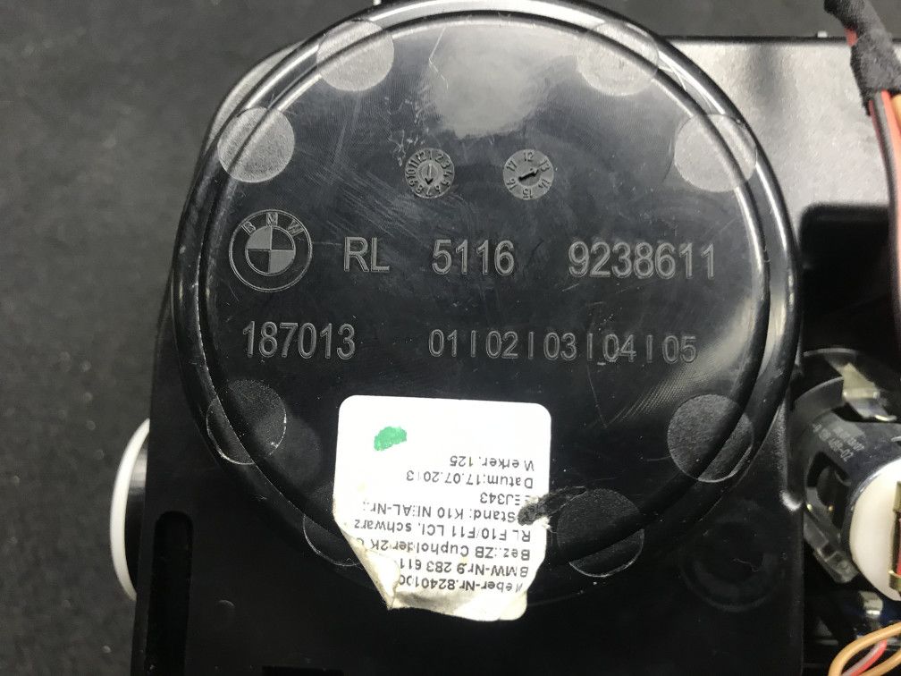 подстаканник BMW 5 серия F07/F10/F11 [рестайлинг] 2013, 3.0 л., N57 D30 C, дизель, АКПП, универсал, 9238611