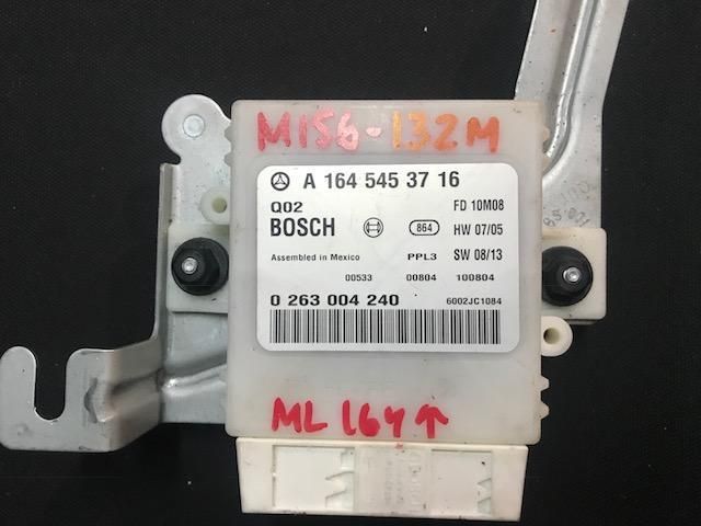 блок управления парктрониками Mercedes-Benz M-Класс W164 [рестайлинг] 2010, 3.0 л., OM 642.820, дизель, АКПП, серебристый, внедорожник 5 дв., правый руль, A1645453716, 0263004240
