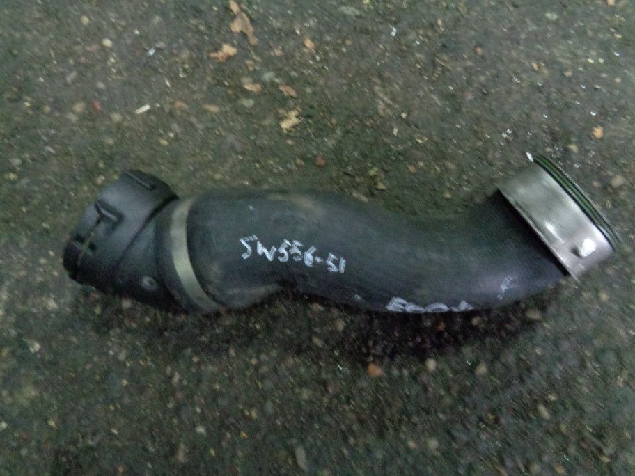 патрубок интеркулера BMW 5 серия E60/E61 2006, 3.0 л., M57 D30 (306D4), дизель, АКПП, седан, 11617797698, 11617793606