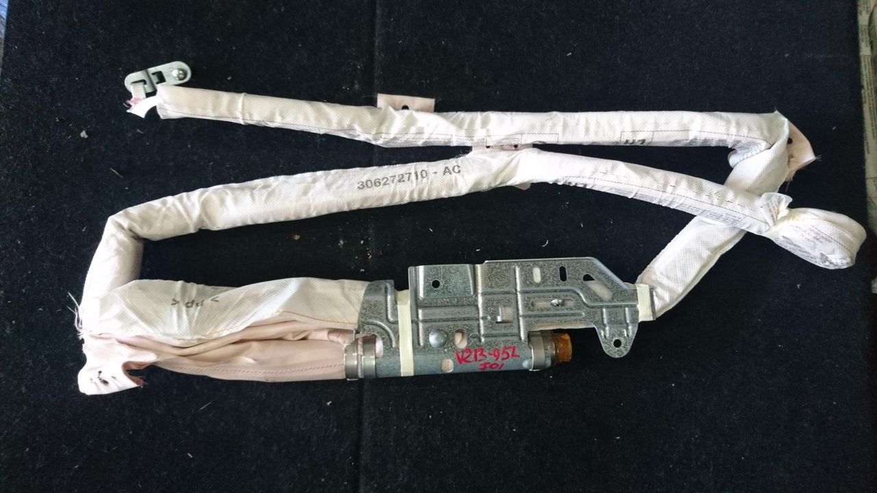 подушка безопасности боковая (шторка) BMW 7 серия F01/F02 2010, 4.4 л., N63 B44 A, бензин, АКПП, седан, 72129110271, 306272510-AC