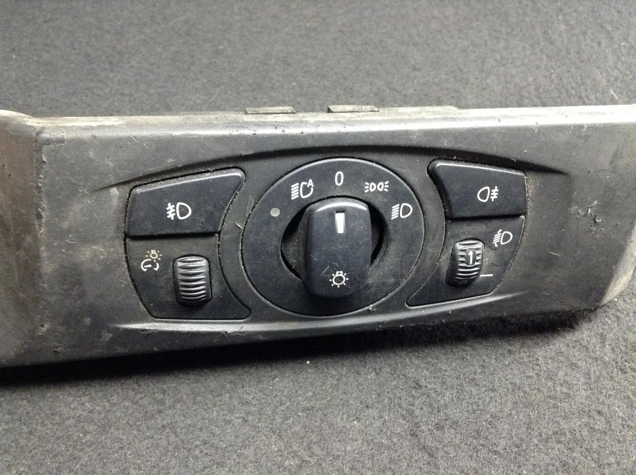 переключатель света BMW 5 серия E60/E61 2004, 3.0 л., M57 D30 (306D2), дизель, АКПП, универсал, 6953739