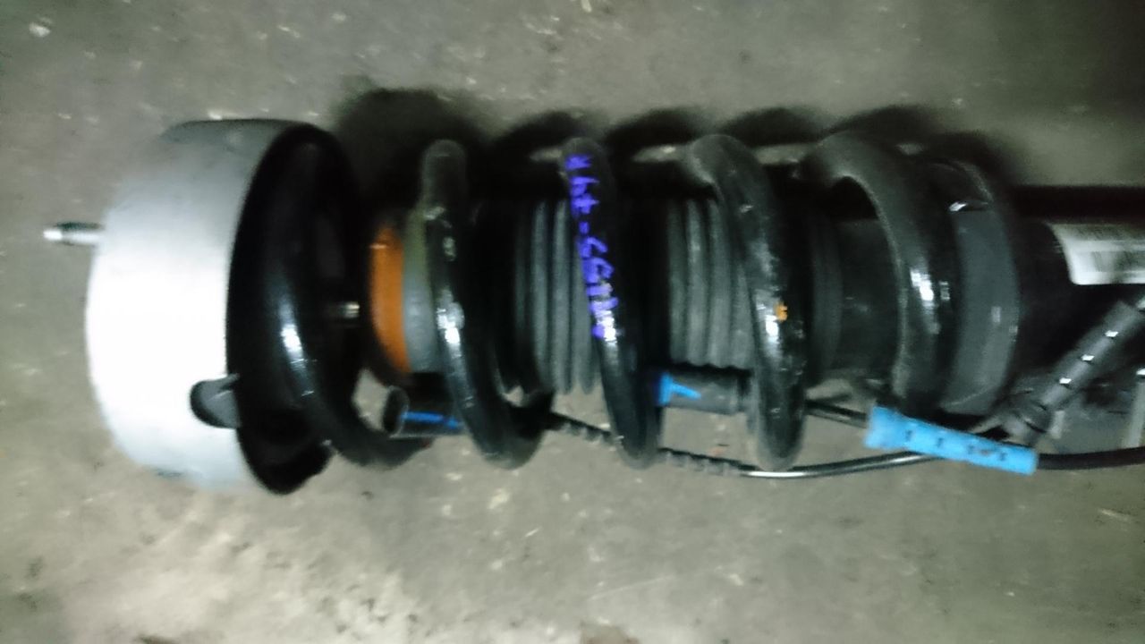 пружина BMW X5 F15 2018, 3.0 л., N57 D30 C, дизель, АКПП, белый, внедорожник 5 дв., 6862236
