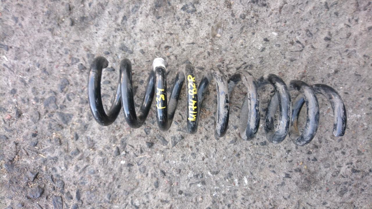 пружина BMW 3 серия F30/F31/F34 2013, 2.0 л., N47 D20 C, дизель, АКПП, хетчбэк 5 дв., правый руль