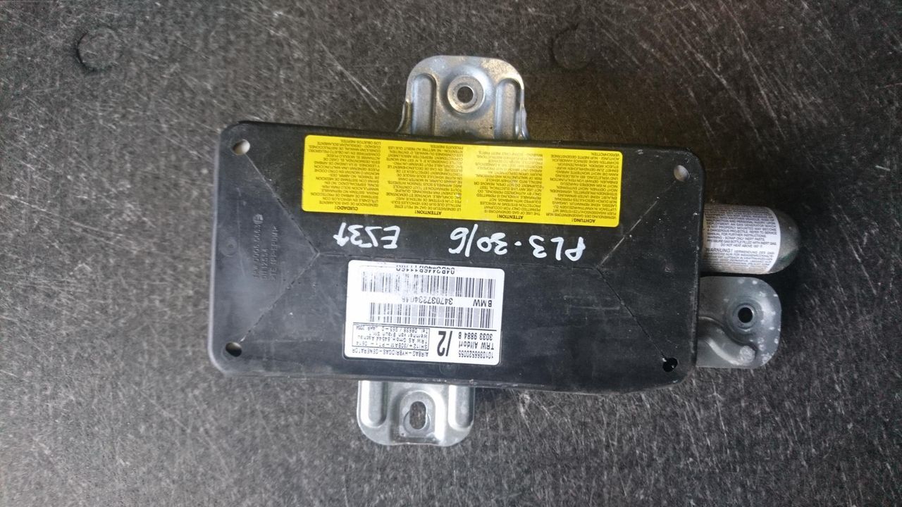 подушка безопасности дверная BMW X5 E53 [рестайлинг] 2004, 3.0 л., M57 D30 (306D2), дизель, АКПП, внедорожник 5 дв.