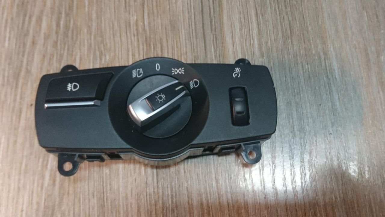 переключатель света BMW 7 серия F01/F02 2010, 4.4 л., N63 B44 A, бензин, АКПП, седан, 9192745