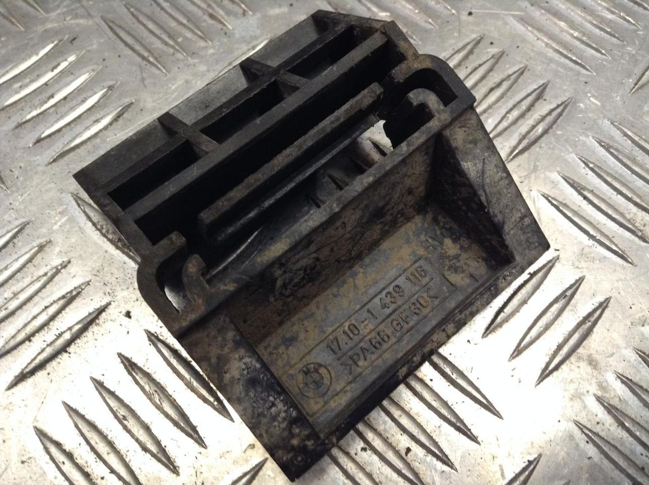 кронштейн радиатора BMW X5 E53 2002, 2.9 л., АКПП, внедорожник 5 дв., 1439116
