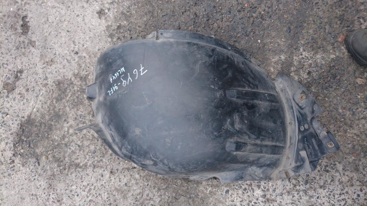защита арок передняя левая (подкрылок) Mercedes-Benz M-Класс W164 2006, 3.5 л., M 272.967, бензин, АКПП, внедорожник 5 дв., правый руль, A1648840122