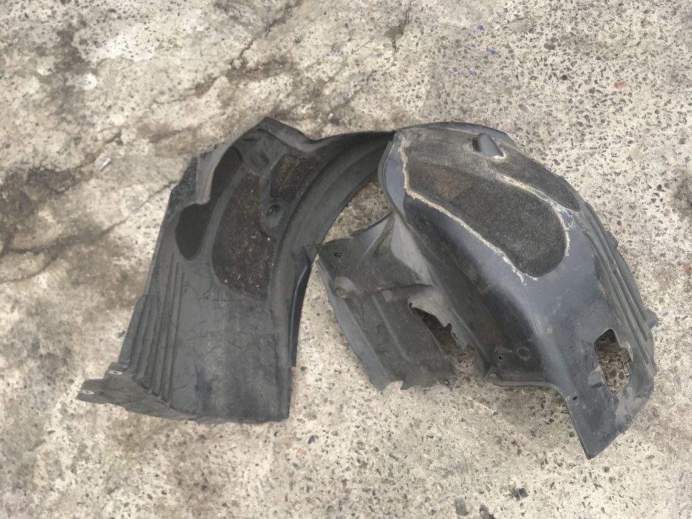 защита арок передняя левая (подкрылок) BMW 5 серия E60/E61 2007, 3.0 л., N52 B30 A, бензин, АКПП, седан