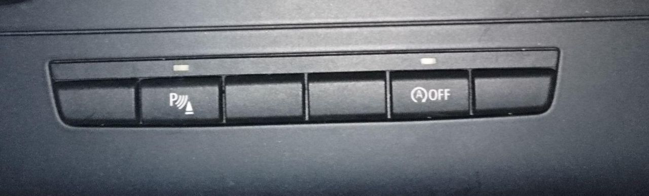 кнопка (выключатель) BMW 1 серия E81/E87 [рестайлинг] 2008, 2.0 л., N47 D20 A, дизель, АКПП, хетчбэк 5 дв., 61316970921