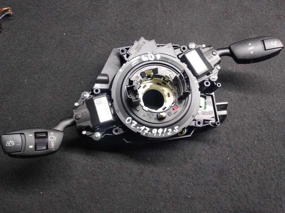 переключатель подрулевой (стрекоза) BMW 5 серия E60/E61 2007, 3.0 л., M57 D30 (306D3), дизель, АКПП, седан, 6976394, 9170226