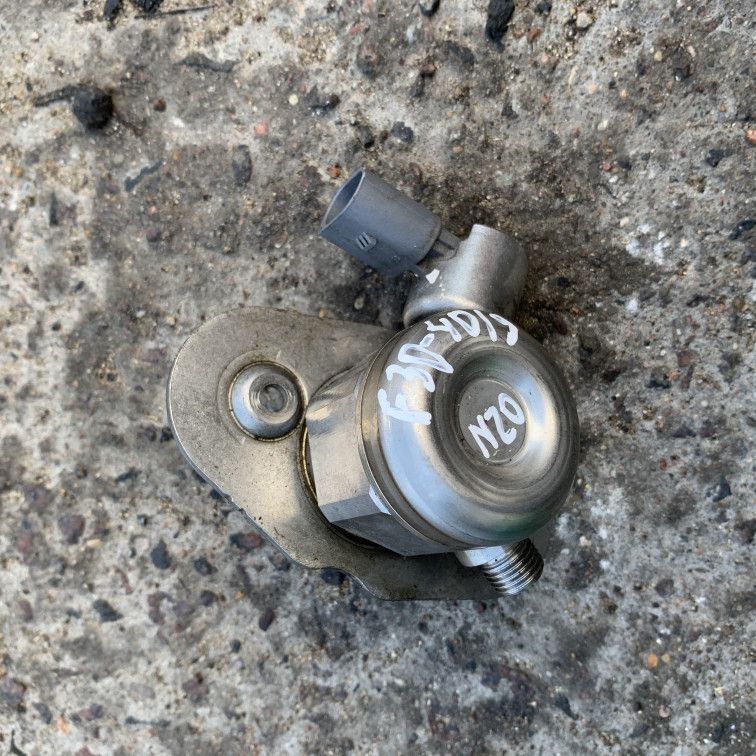 ТНВД BMW 3 серия F30/F31/F34 2013, 2.0 л., N20 B20 A, бензин, АКПП, седан, 13517584461, 0533935