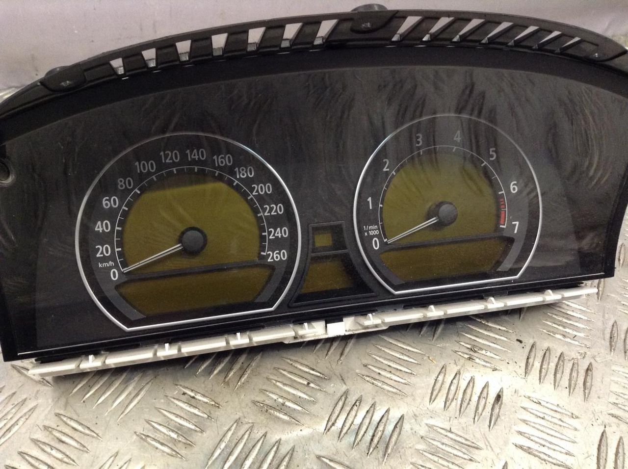 щиток приборов (приборная панель) BMW 7 серия E65/E66/E67 [рестайлинг] 2006, 4.8 л., N62 B48 B, бензин, АКПП, седан, 9140813