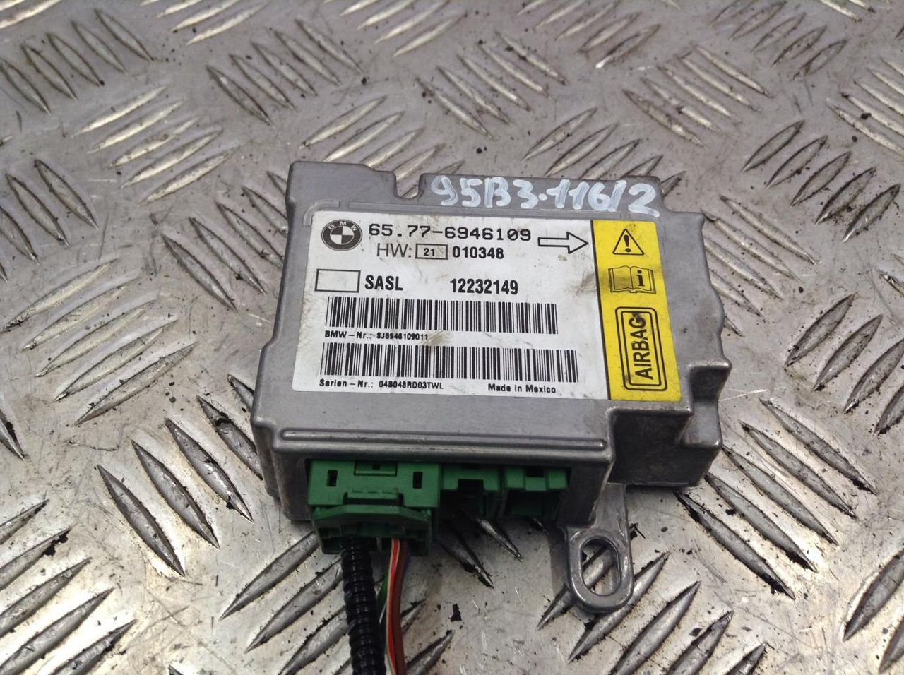 датчик удара BMW 7 серия E65/E66/E67 2004, 3.0 л., M54 B30 (306S3), бензин, АКПП, седан, 6946109